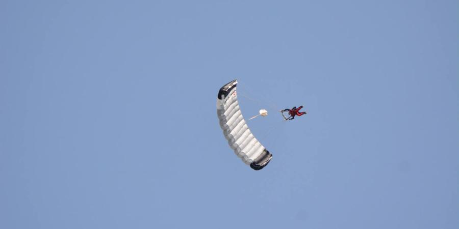 Parachute
